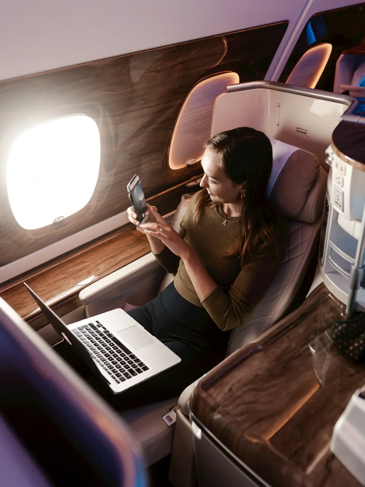 Professionnelle en déplacement travaillant en transport - indemnité de grand déplacement 2026